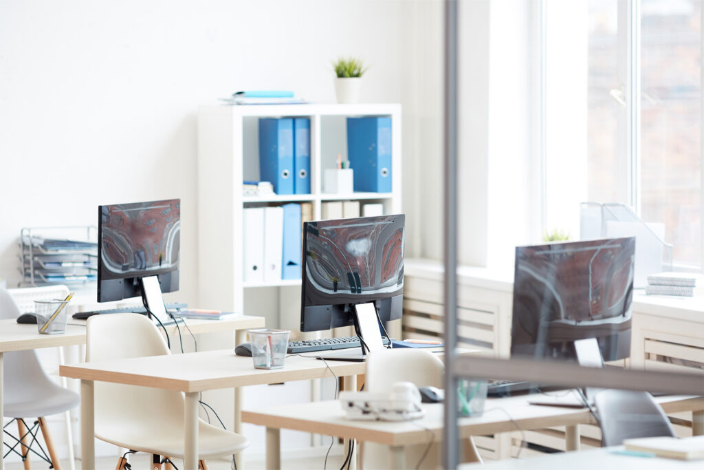 co-working-vs-serviced-office-h1-01